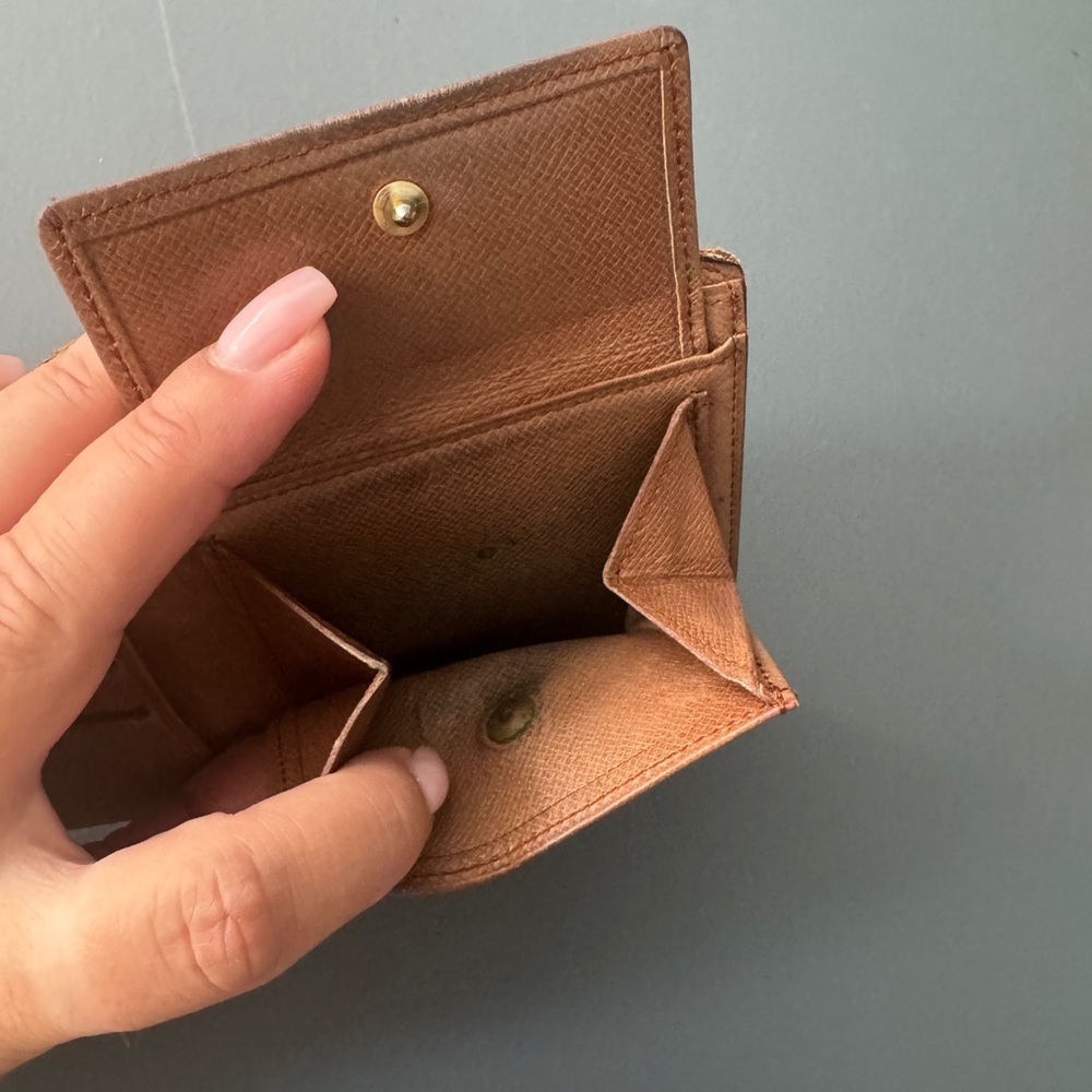 Louis Vuitton Monogram Brown wallet - Picture 11 of 11